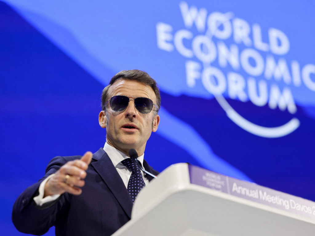 Macron napustio Davos bez sastanka sa Trumpom