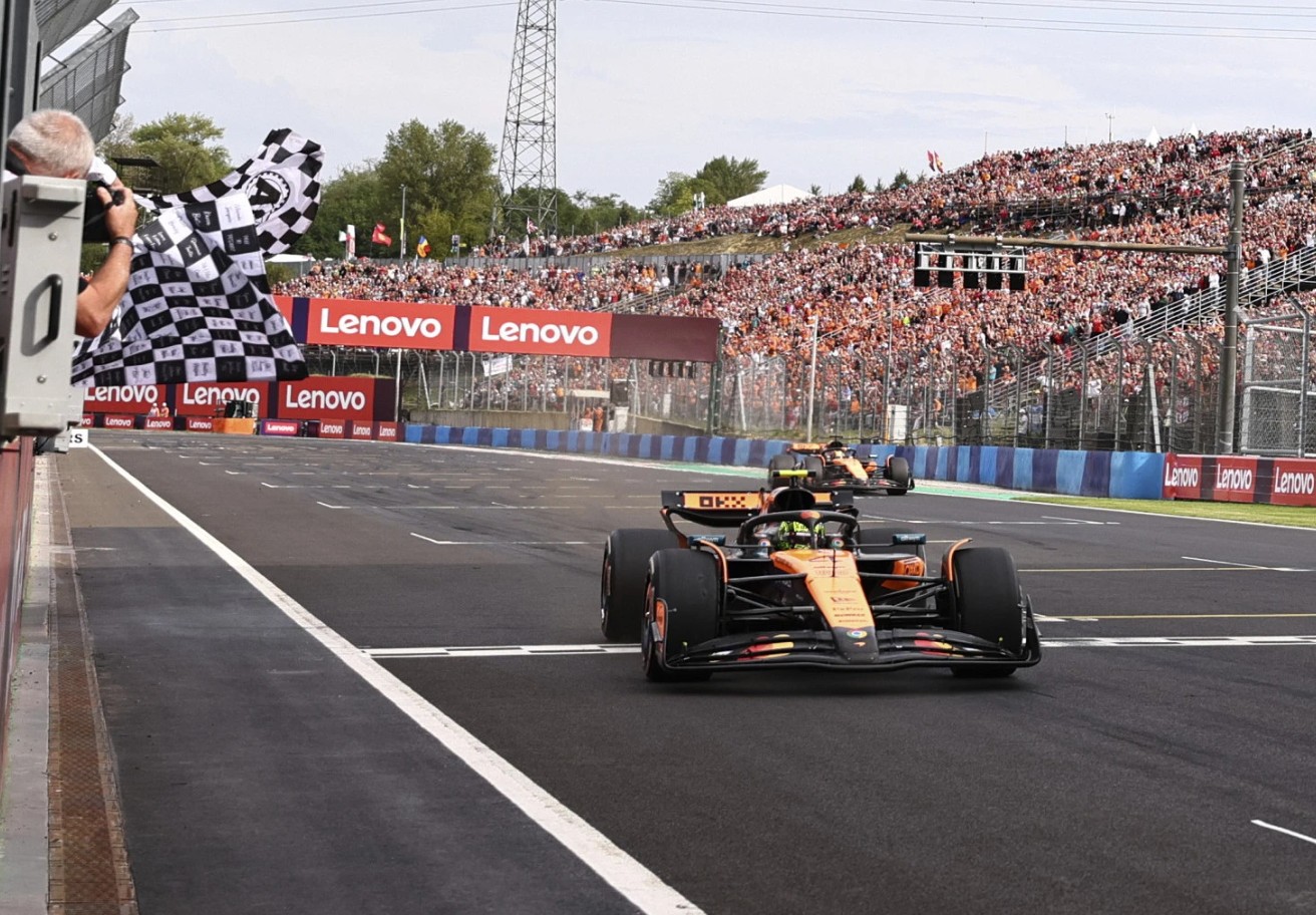 Lando Norris slavio u utrci Formule 1 za Veliku nagradu Mađarske