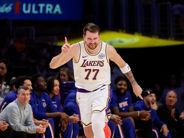 Maestralni Dončić vodio Lakerse do trijumfa nad New Yorkom