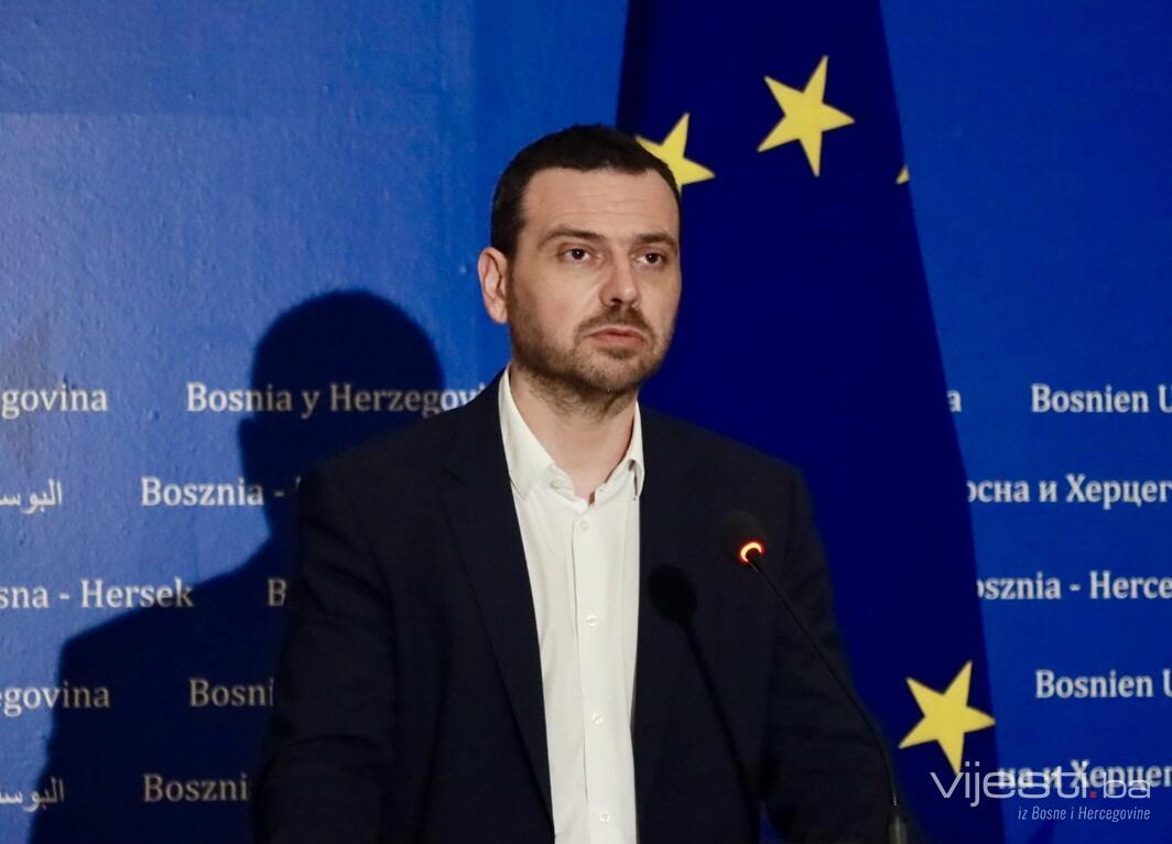 Magazinović: Rješenje za SNSD-ovu blokadu je u Parlamentu BiH