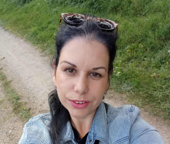 Maida želi gledati kako njena djeca odrastaju: Pomozimo joj da nastavi liječenje