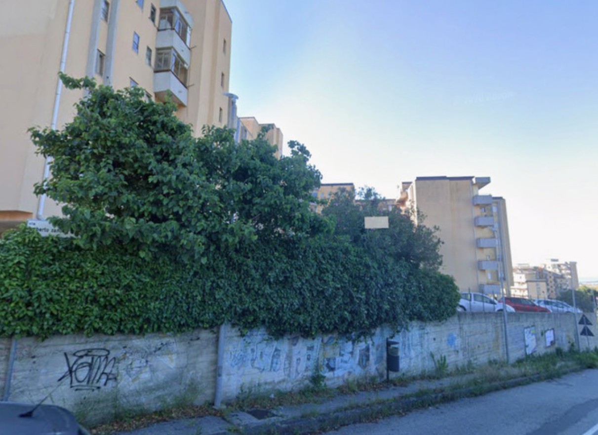 Majka se s troje djece bacila s balkona u Italiji