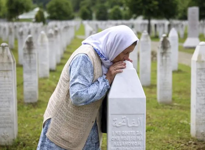 Majke Srebrenice Ursuli Von der Leyen: Dosta praznih riječi!