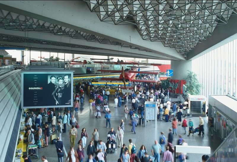 Malarija odnijela tri života u Frankfurtu: U četvrti blizu aerodroma dijele letke