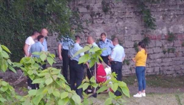 Maloljetnica s Gradskog mosta pala u Vrbas, prebačena u bolnicu