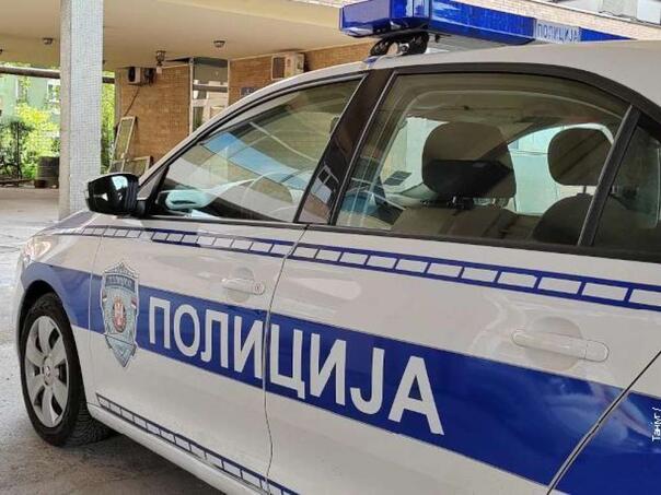 Maloljetnik osumnjičen da je nožem ubio muškarca (42)