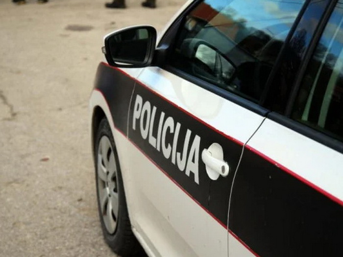 Maloljetnik teško povrijeđen pri slijetanju četverocikla kod Tomislavgrada