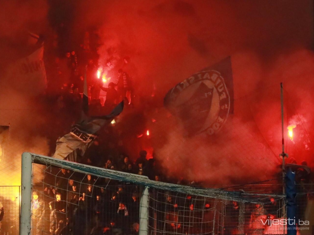 Manijaci će sutra izaći sa stadiona na poluvremenu, objavili su saopštenje