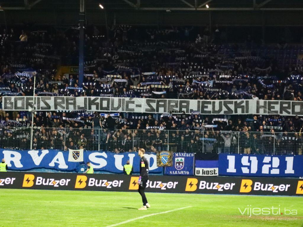 Manijaci odali počast Borisu Rajkoviću: Sarajevo pamti svog heroja