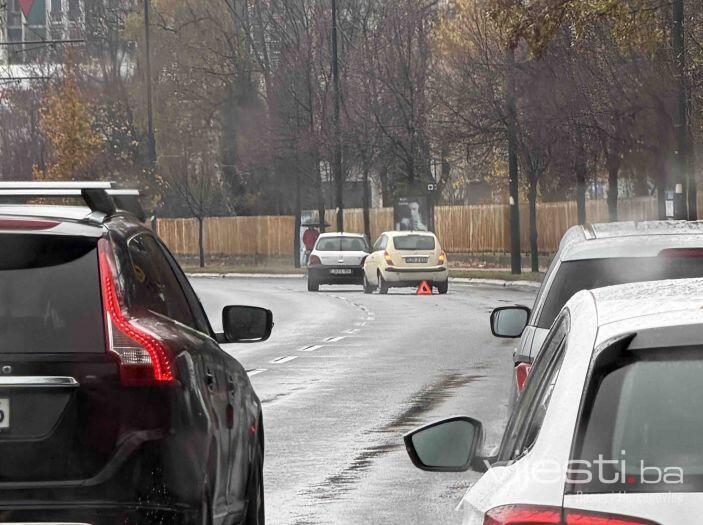 Manji sudar kod Kampusa Univerziteta u Sarajevu