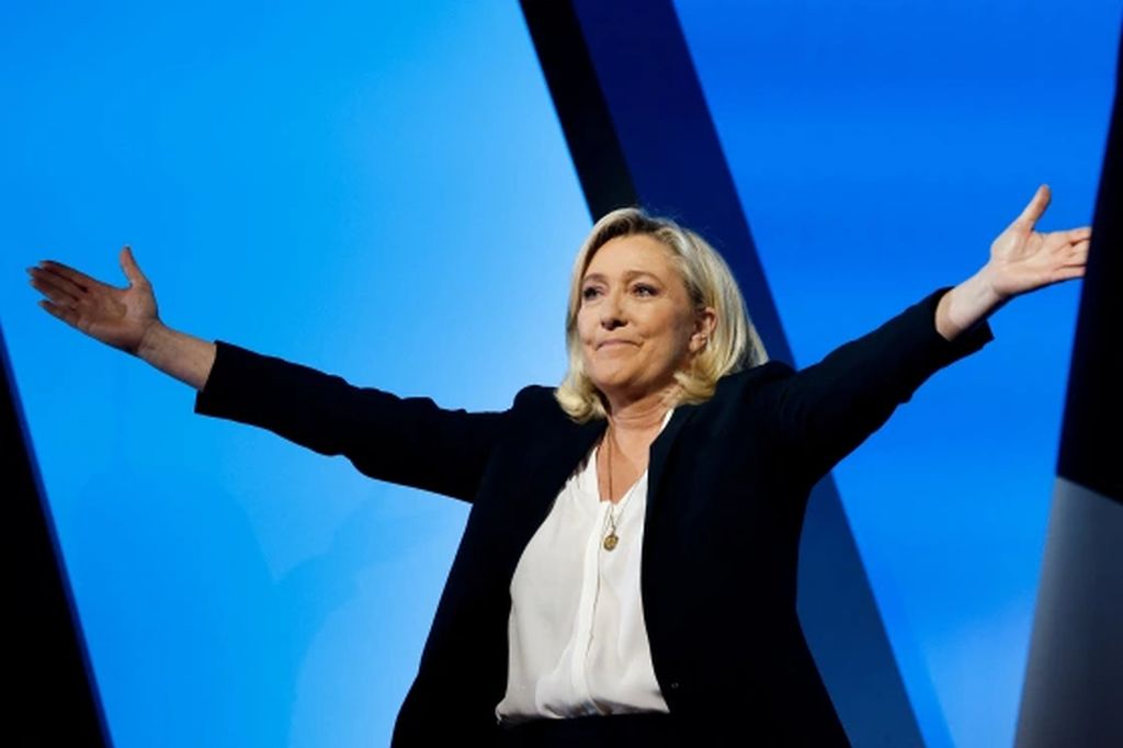 Marine Le Pen vodi u anketama pred izbore u Francuskoj