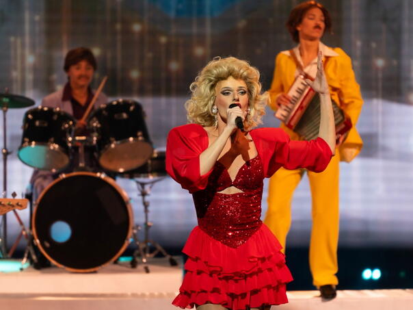 Marko Bošnjak oduševio kao Lepa Brena