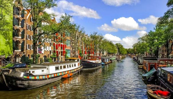 Maske obavezne na ulicama najvećih gradova u Nizozemskoj