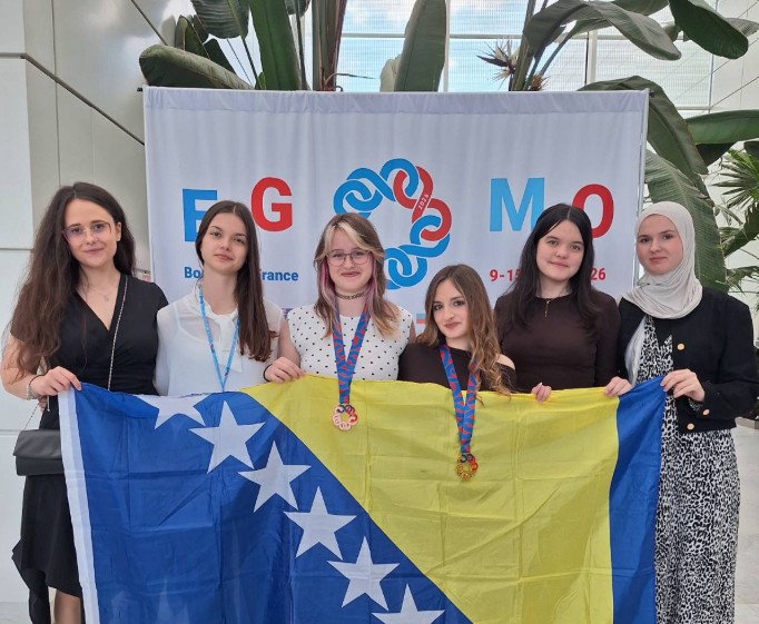 Matematičarke KS zlatne i bronzane na Evropskoj olimpijadi