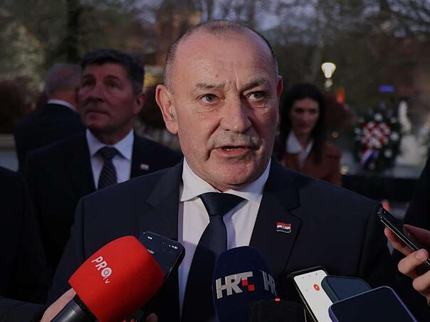 Medved: Od nove vlasti u Srbiji očekujemo da otvori arhive