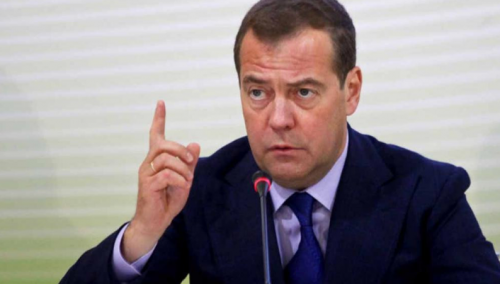 Medvedev: Rusija ima pravo braniti se nuklearnim oružjem