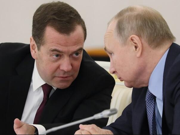 Medvedev vidi EU kao prijetnju: Trebamo napustiti "tolerantni stav"