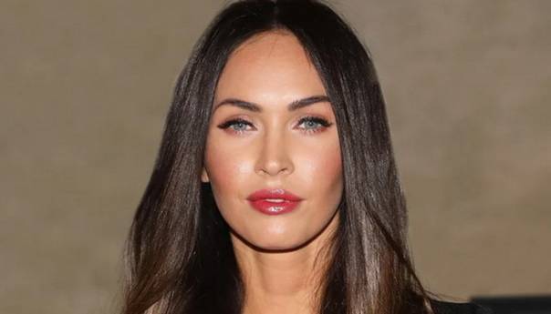 Megan Fox u maju stiže u Srbiju, glumit će u filmu Lazara Bodrože