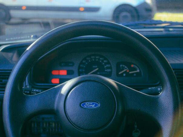 Mehaničar otkrio: 20 godina star model najpouzdaniji automobil ikada