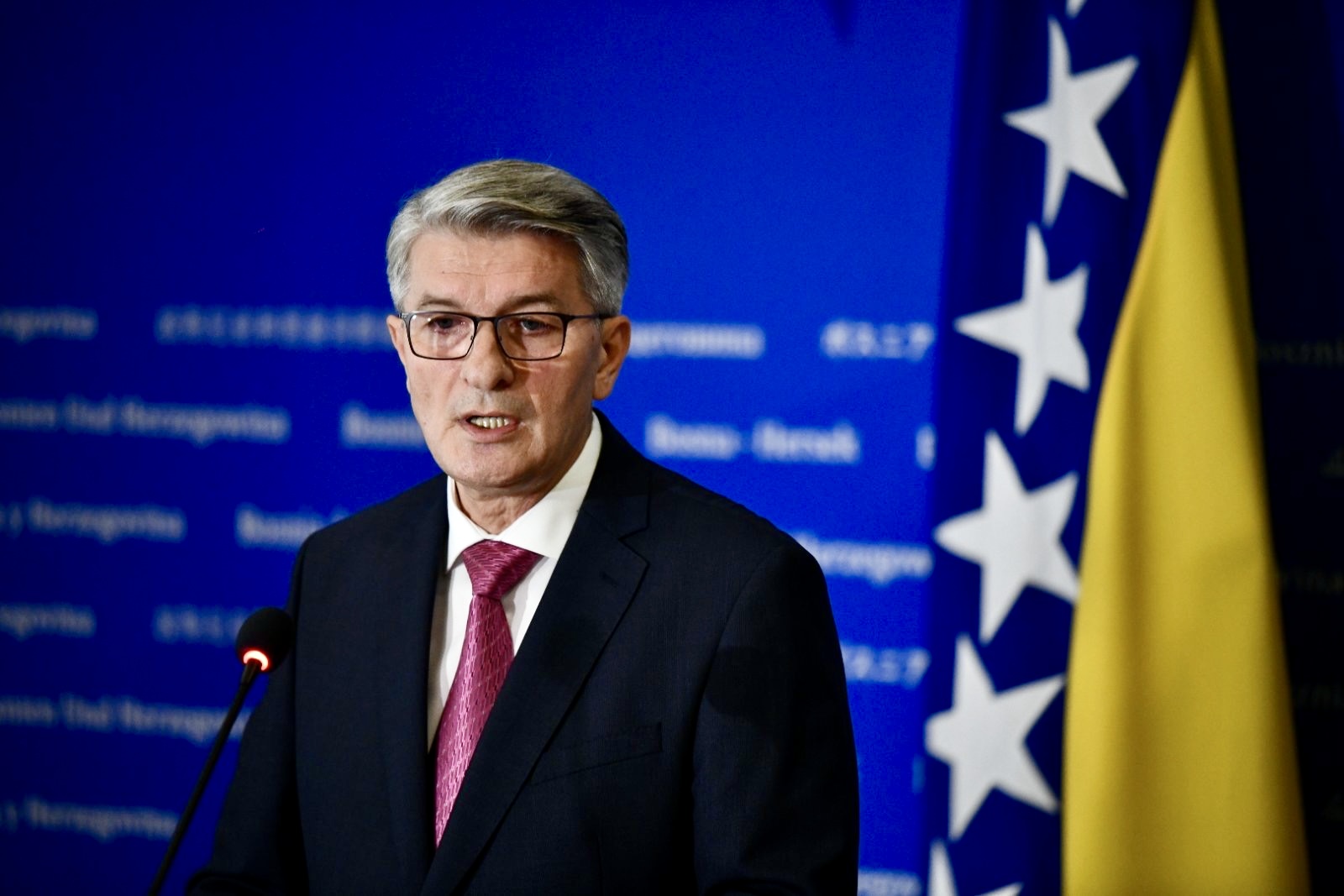 Mehmedović o odlasku Schmidta: Nije radio posao koji je morao raditi
