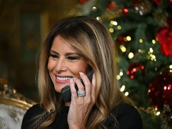 Melanija za Božić nosila poznati jugoslovenski simobol