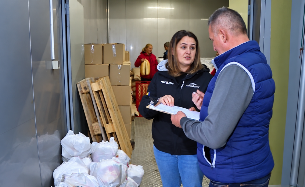 Merhamet u USK priprema najugroženije za zimu, osim hrane potreban i ogrjev