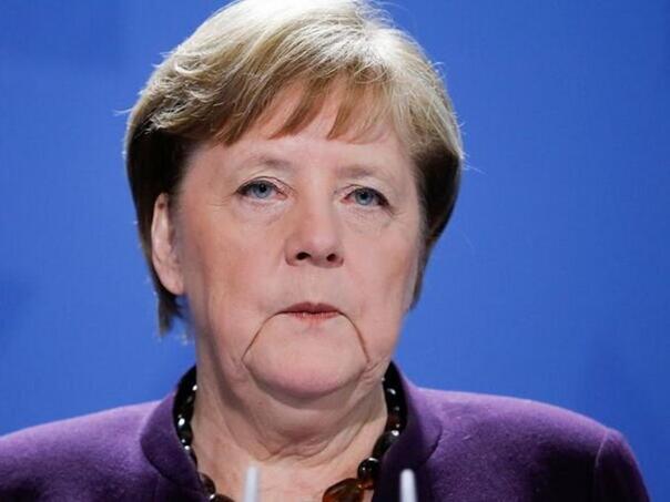 Merkel: AI bi mogao izazvati rat između Evrope i SAD-a