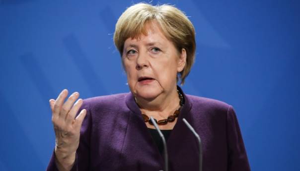 Merkel: Još jedno zatvaranje izbjeći po svaku cijenu