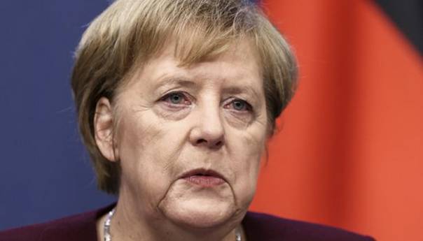 Merkel: Sada se svaki dan računa, izbjegavajte putovanja