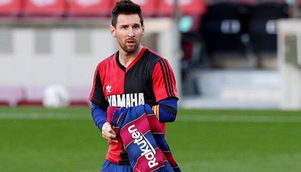 Messi kažnjen sa 600 eura zbog odavanja počasti Maradoni