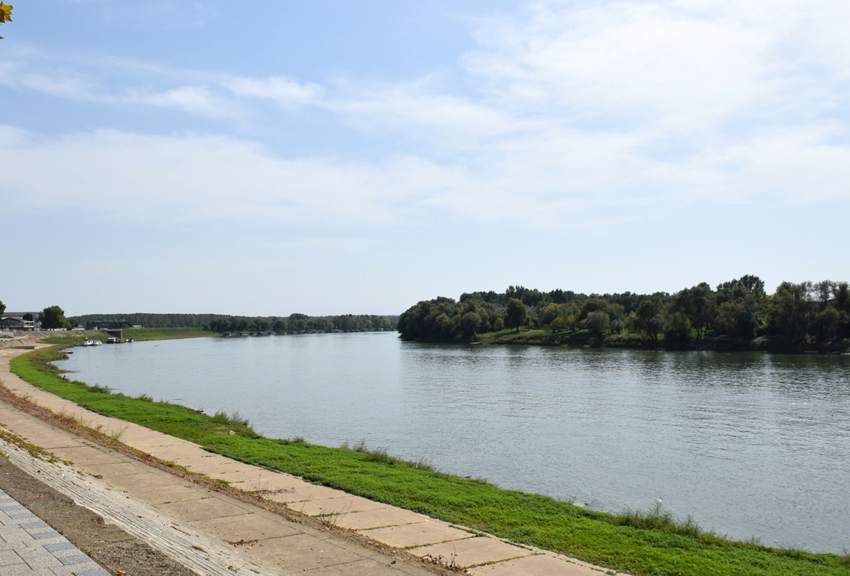 Migranti stradali pokušavajući preći Savu u čamcu: Ima mrtvih