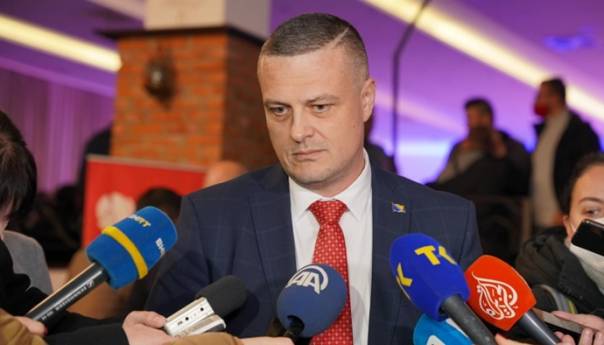 Mijatović: Milorad Dodik mora krivično odgovarati