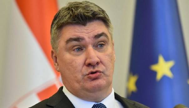 Milanović: RH se treba riješavati besperspektivnih helikoptera