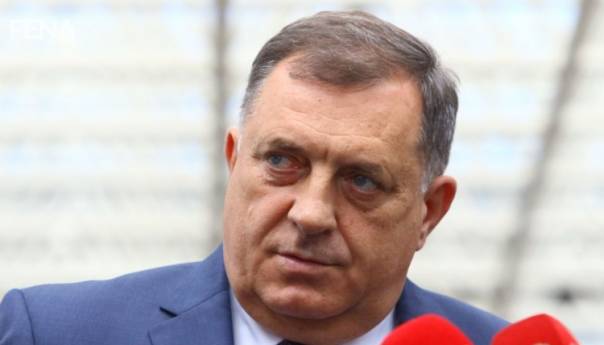 Milorad Dodik ponovo uvrijedio Rome