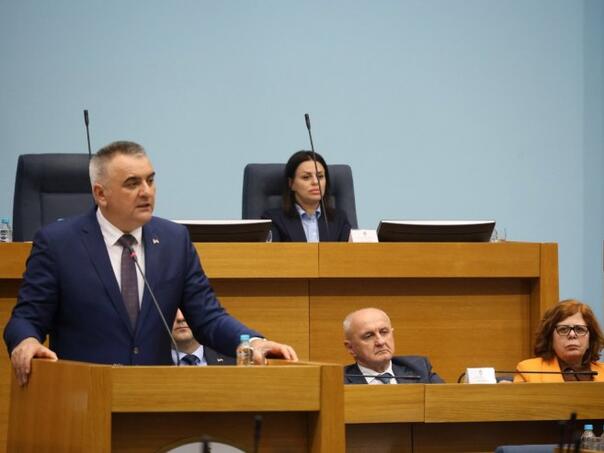 Minić traži zatvaranje OHR-a: Ni naredni visoki predstavnik neće biti bolji