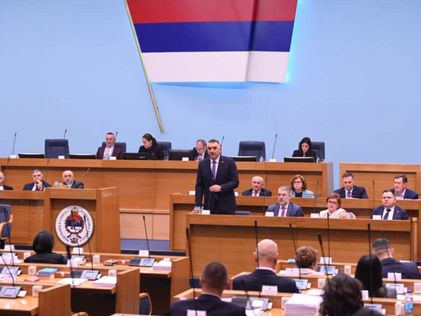 Minić u NSRS kritikovao trgovce zbog rasta cijena nakon poskupljenja goriva