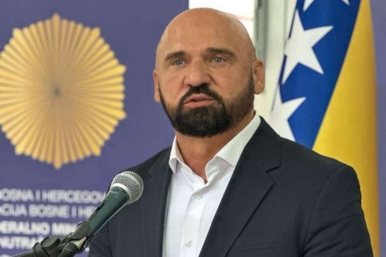 Ministar Isak: Na korupciju ne treba okretati glavu