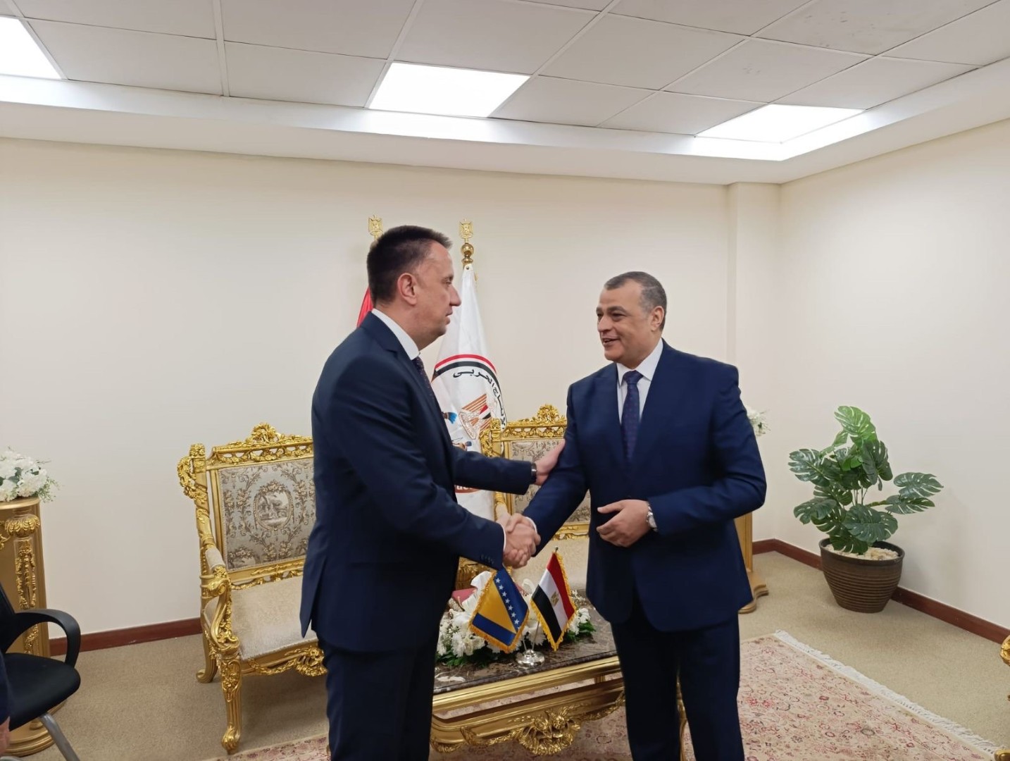 Ministar Lakić u Kairu: BiH i Egipat jačaju vojnu industriju