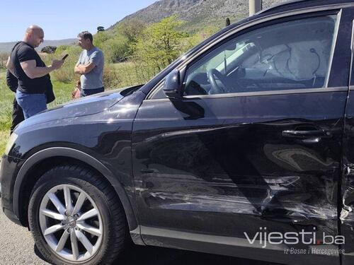 Mostar: Dvije nesreće u 50 metara, četiri povrijeđene osobe