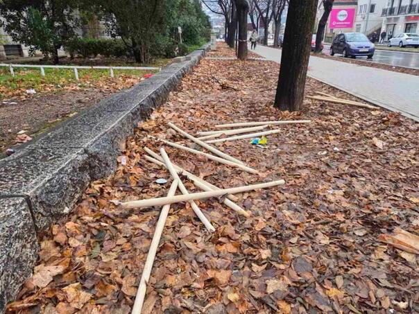 Mostar: Policija na mjestu sukoba dvaju grupa maskiranih osoba pronašla 16 drvenih palica