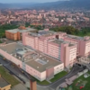 Motociklista teško povrijeđen u sudaru sa radnom mašinom, hitno prevezen na UKC RS