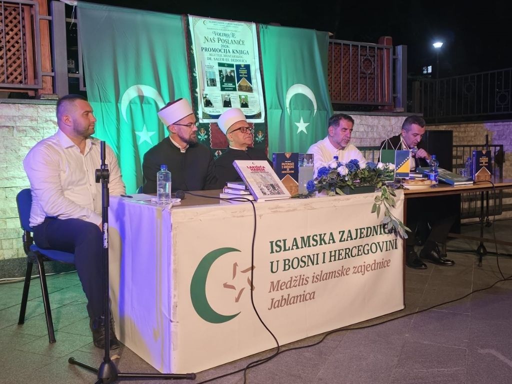 Muftija Dedović predstavio tri knjige: Država BiH postoji na svim njenim rijekama