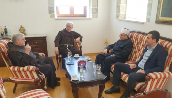 Muftija posjetio Hercegovačku franjevačku provinciju Uznesenja BDM