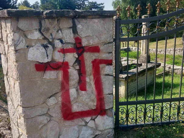 Muftijstvo mostarsko najoštrije osuđuje vandalske incidente i širenje simbola mržnje u Livnu
