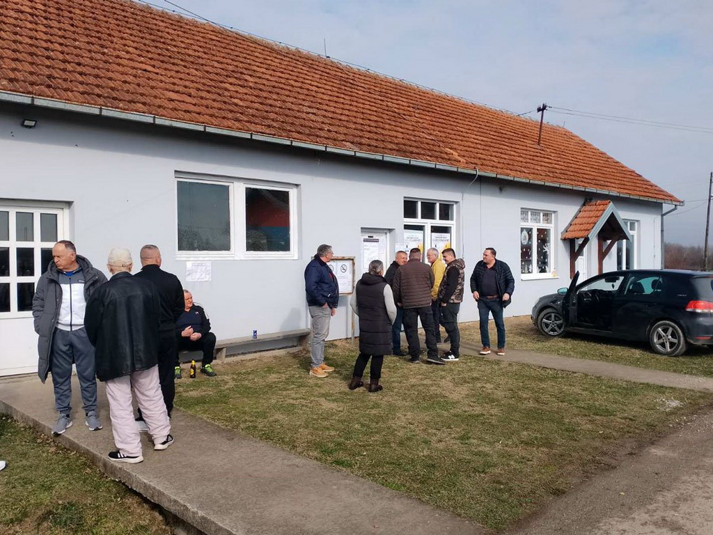 MUP RS: Incidenti na nekoliko biračkih mjesta, bilo prijava i o navodnoj kupovini glasova