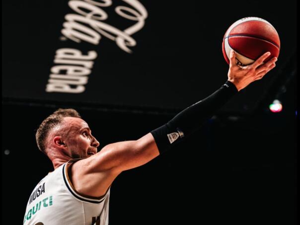 Musa vodio Dubai do pobjede nad Partizanom, meč počeo u čast Edina Avdića