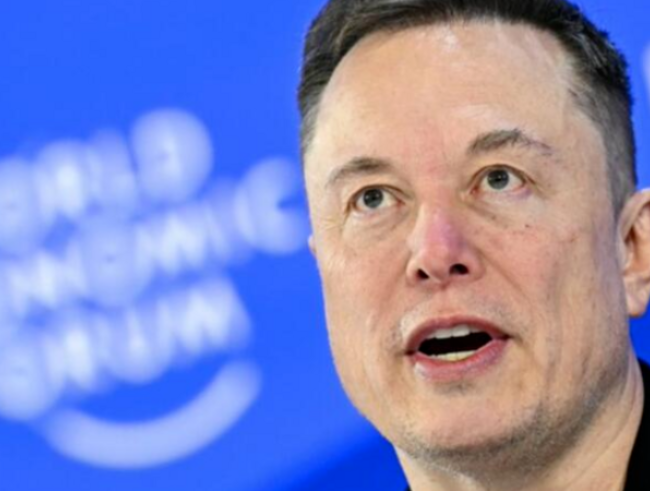 Musk pobjesnio zbog najave ukidanja društvenih mreža djeci