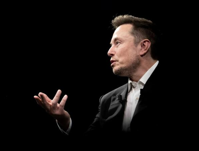 Musk prvi čovjek sa bogatstvom preko 800 milijardi dolara