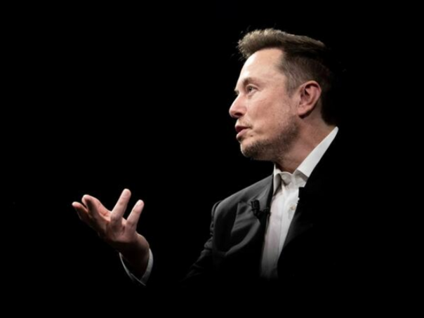 Musk prvi čovjek sa bogatstvom preko 800 milijardi dolara