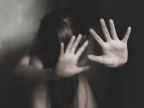 Muškarac organizovao odnose sa svojom suprugom za 120 muškaraca